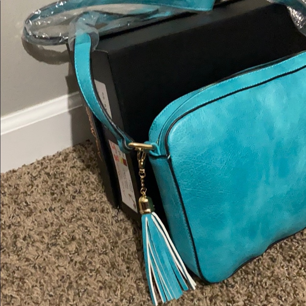 Handbag - Picture 2 of 4